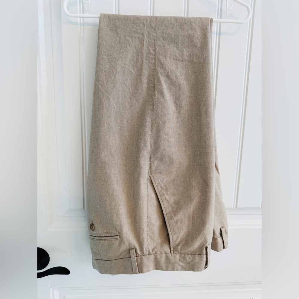 Nice but comfortable Kentfield Pant by Banana Republic size 34 x 32.